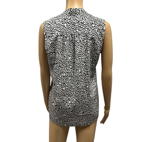 Karl Lagerfeld Sleeveless Black White Button Up Chain Tassel Tie Top Blouse S - Picture 3 of 11